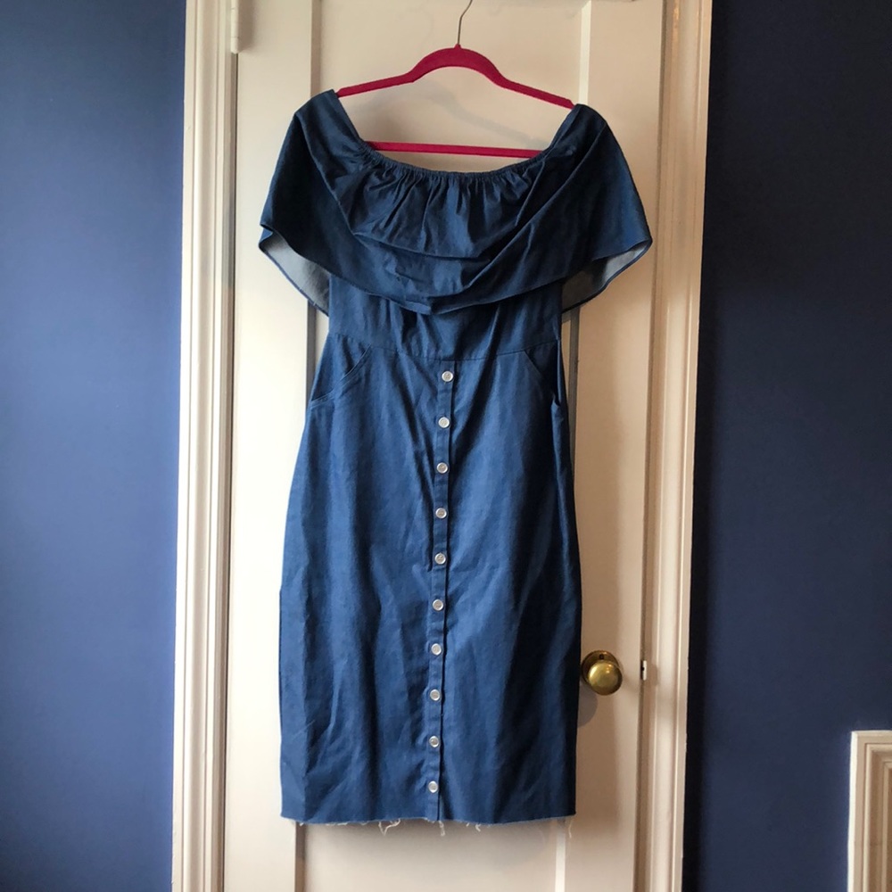 Off shoulder denim midi dress! RUNS A BIT SMALL